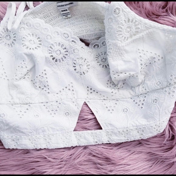 American Eagle Eyelet Crop Top! - Picture 3 of 5